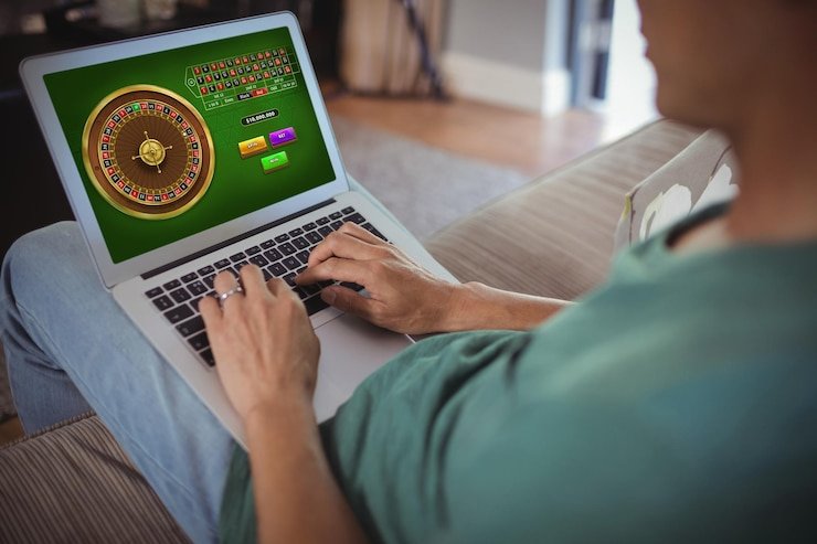mmsbee42 mmsbee42 par Texas Holdem Khel ki Puri Range
